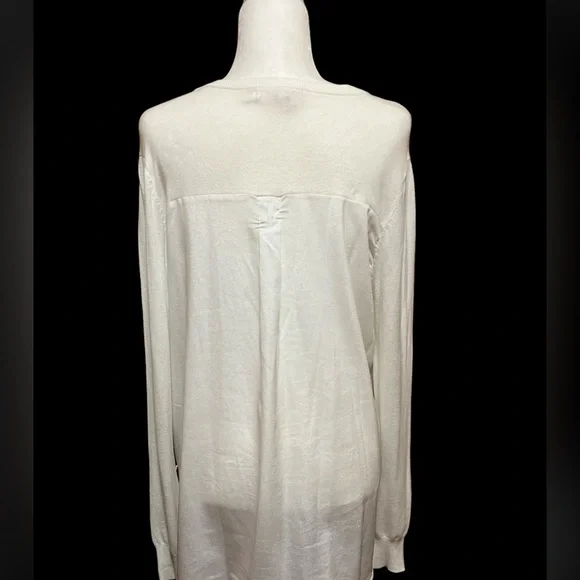 White Sweater - Picture 3 of 4